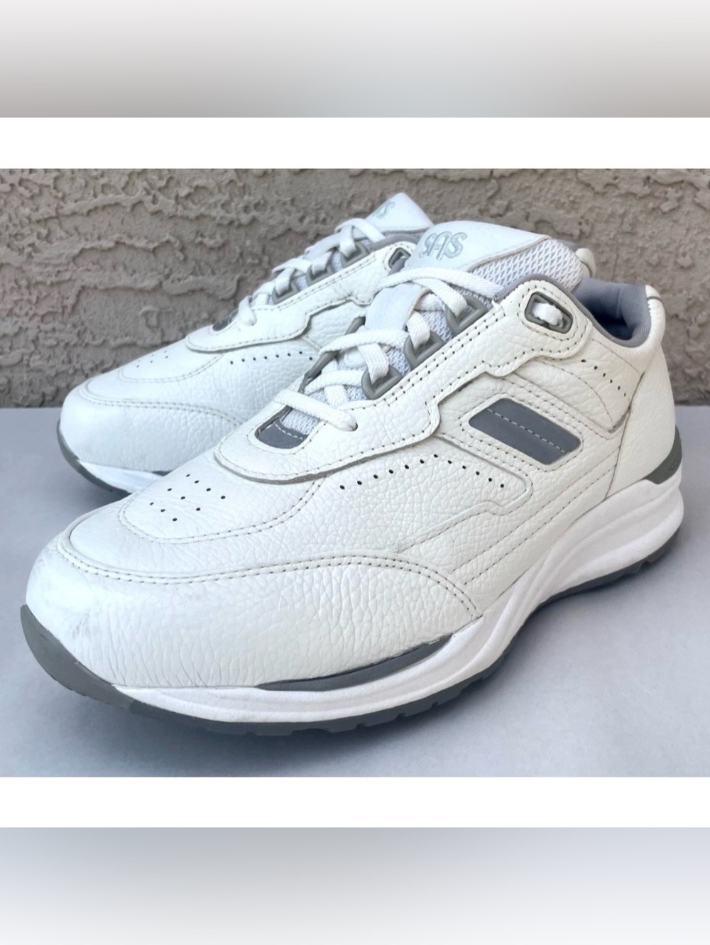 SAS Journey Womens US 8 WW White Leather Sneakers Comfort Casual Walking Shoes